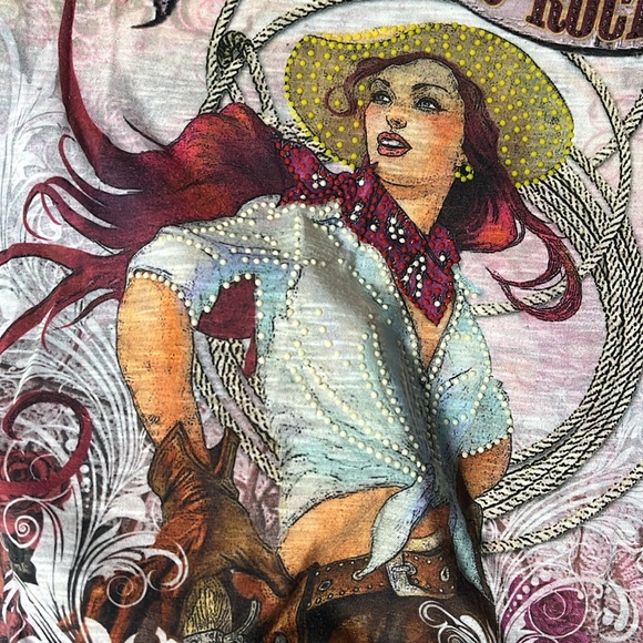 🔥Cowgirls Rock Tee🔥 - Picture 3 of 5